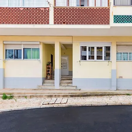 Modern & Quiet Retreat Διαμέρισμα