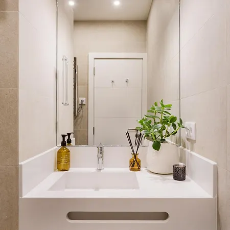 Modern & Quiet Retreat Apartamento *