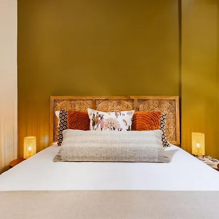 Modern & Quiet Retreat 아파트