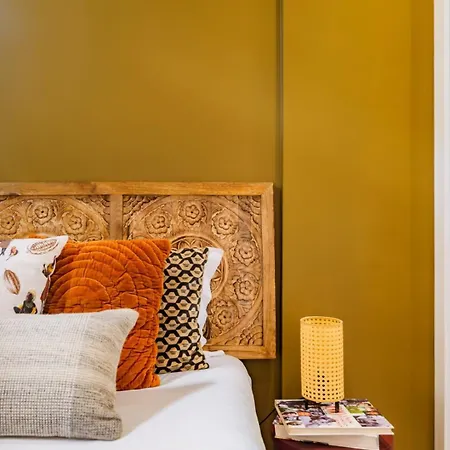 Modern & Quiet Retreat