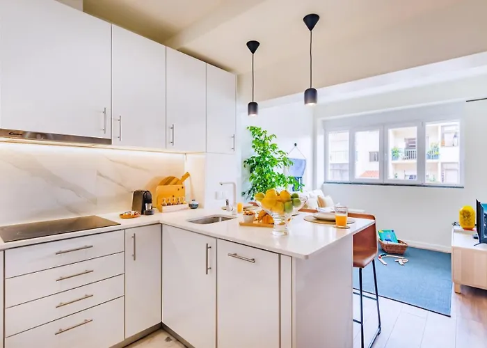 Modern & Quiet Retreat