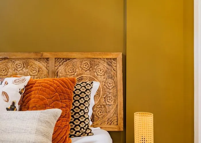 Modern & Quiet Retreat