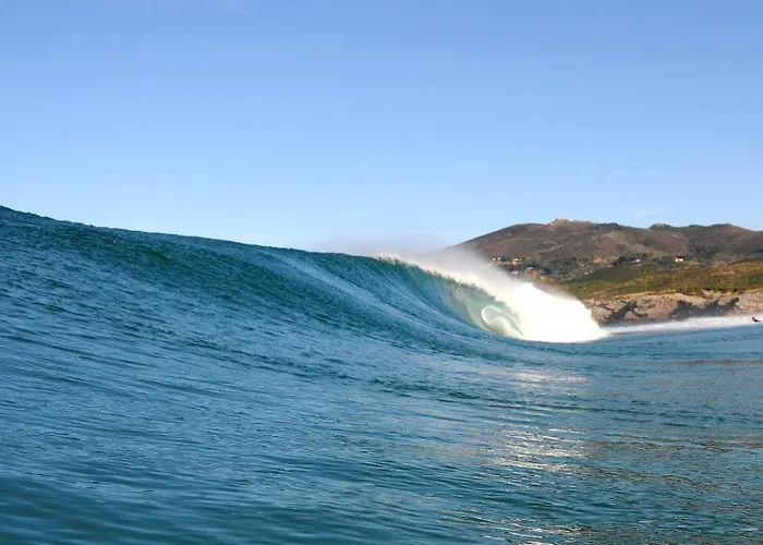 Апартаменты Modern & Quiet Retreat Кашкайш