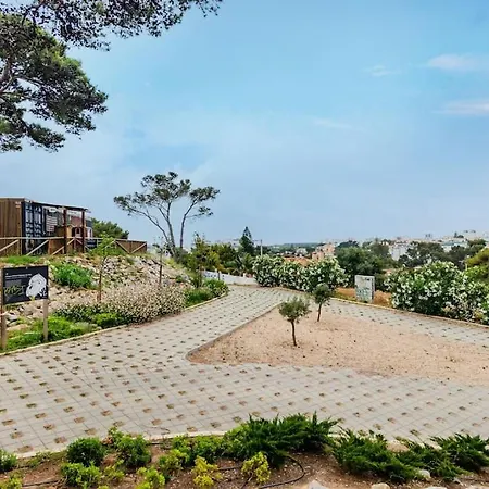 Modern & Quiet Retreat Апартаменты